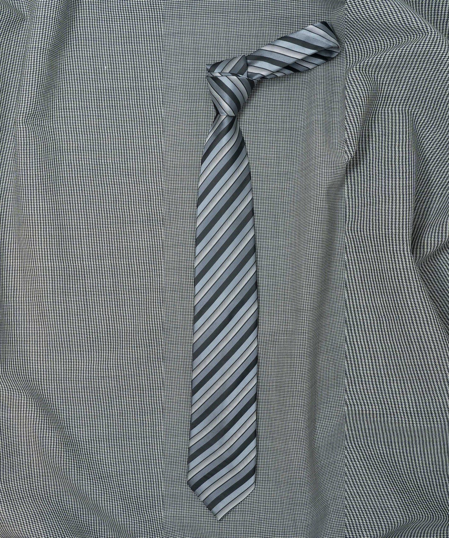 After 8 Necktie