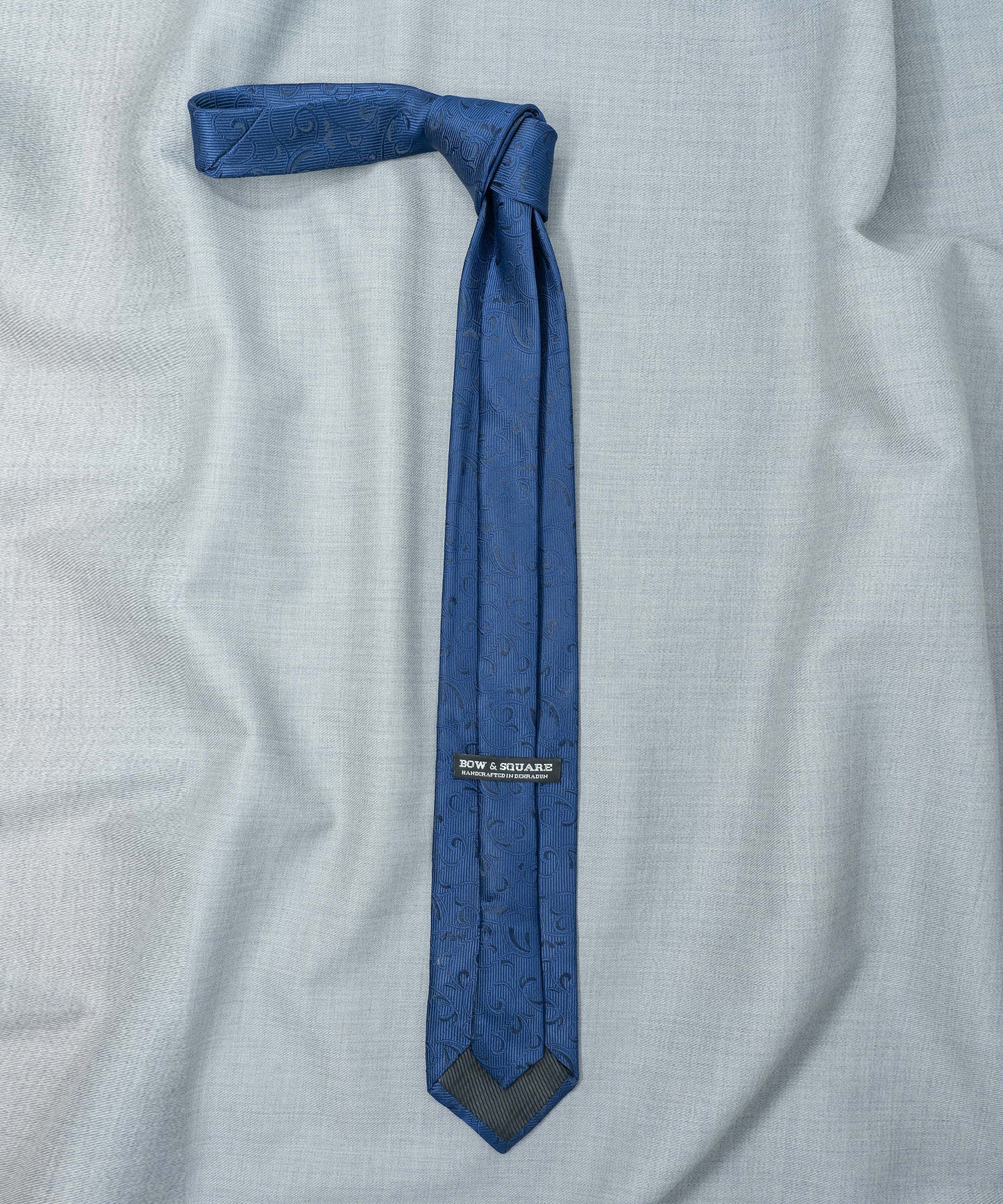 Sun & Sand Blue Floral Necktie